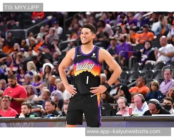 布克谈古德温篮板技巧我和狄龙对此进行了深入讨论